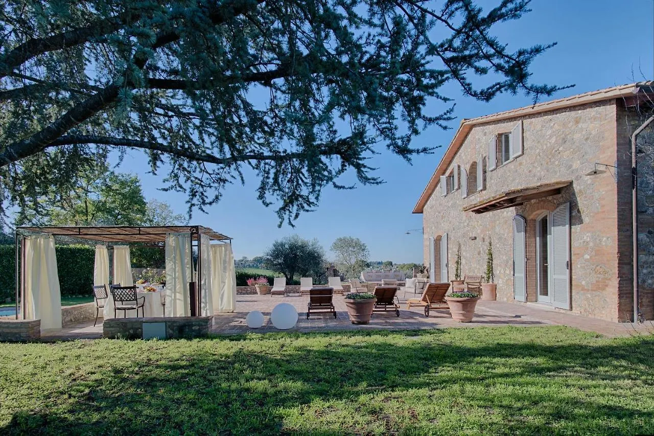 Villa Siena 0*,  Italy